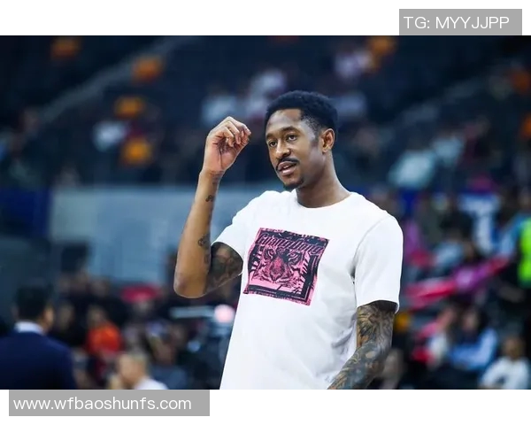 马尚布鲁克斯的篮球之路:从新秀到明星的成长历程与成就分析