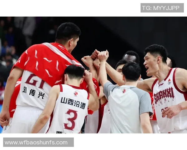 CBA激战四川队迎战首钢队双方争夺季后赛名额的关键之战